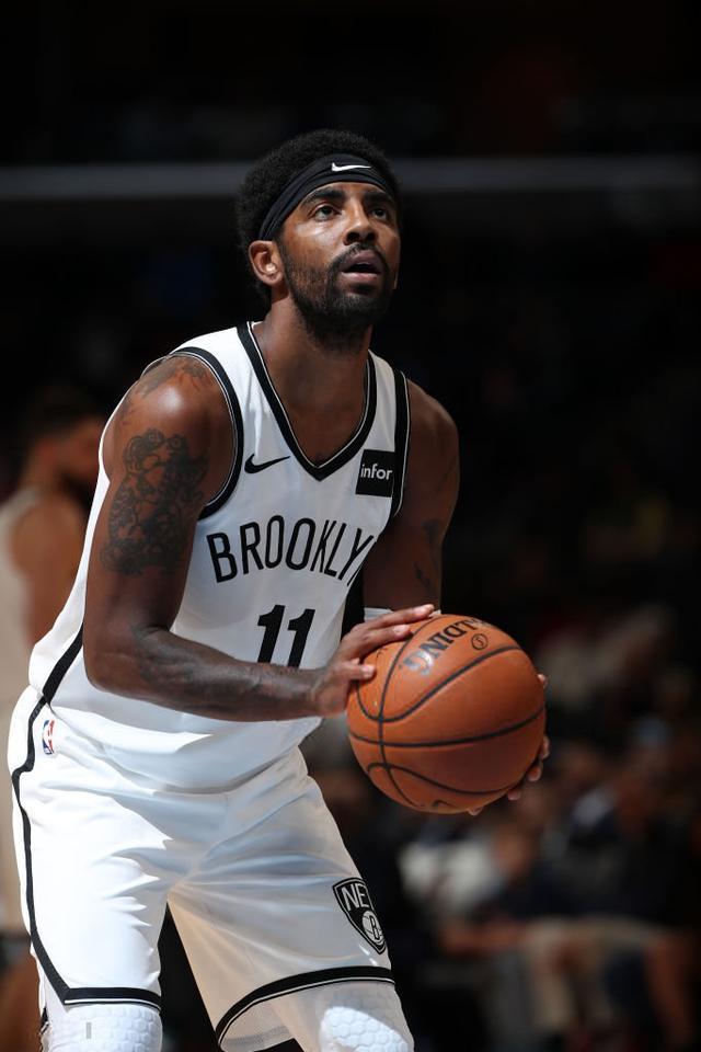 0大胜斯佩 0大胜斯佩